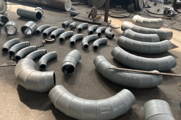 雙金屬?gòu)?fù)合耐磨90度彎頭