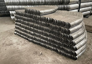 304不銹鋼防磨瓦對(duì)省煤器有什么作用呢？